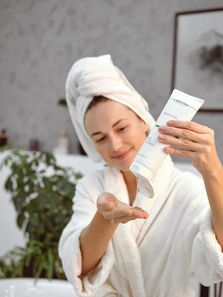 Мягкий очищающий гель Christina Bio Phyto Mild Facial Cleanser 250 мл 2831123271 фото