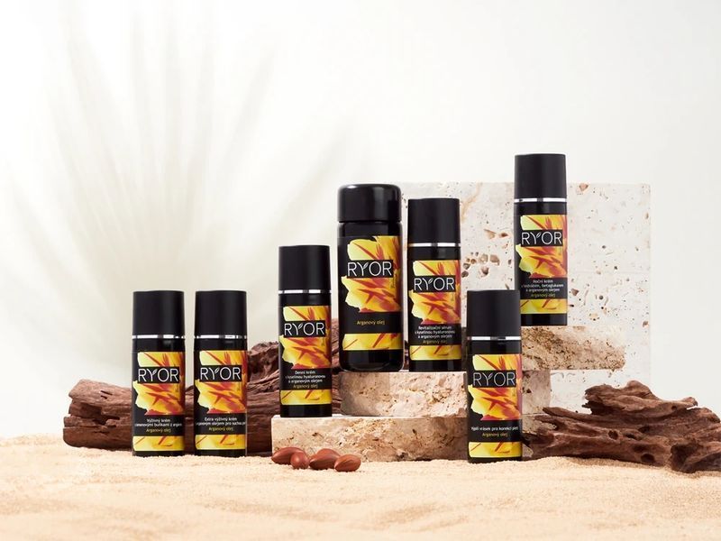 Дневной крем с гиалуроновой кислотой и аргановым маслом Day cream with hyaluronic acid and argan Ryor, 50 мл 2711745165 фото